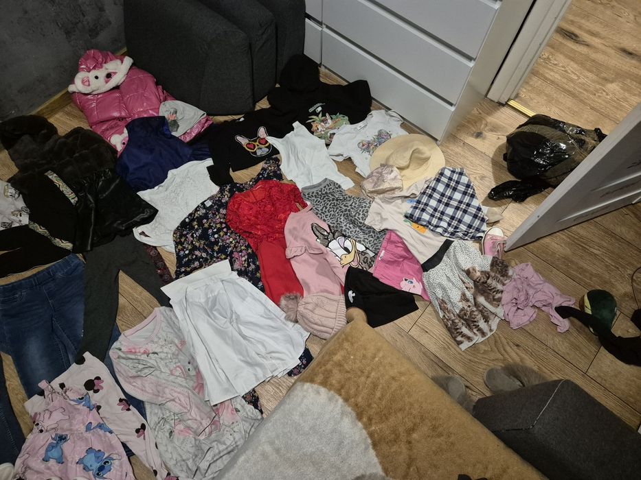 Komplet u ranek 122-128 H&M itp.