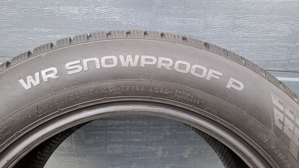 Nokian 235/55 R17 SnowProof 8 mm 2023