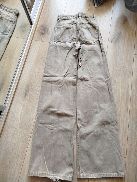 Spodnie pull&bear 32