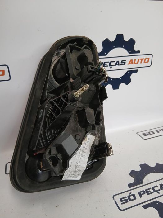 FAROLIM ESQUERDO BRANCO MINI ONE SEVEN 1.6 16V ANO: 2006