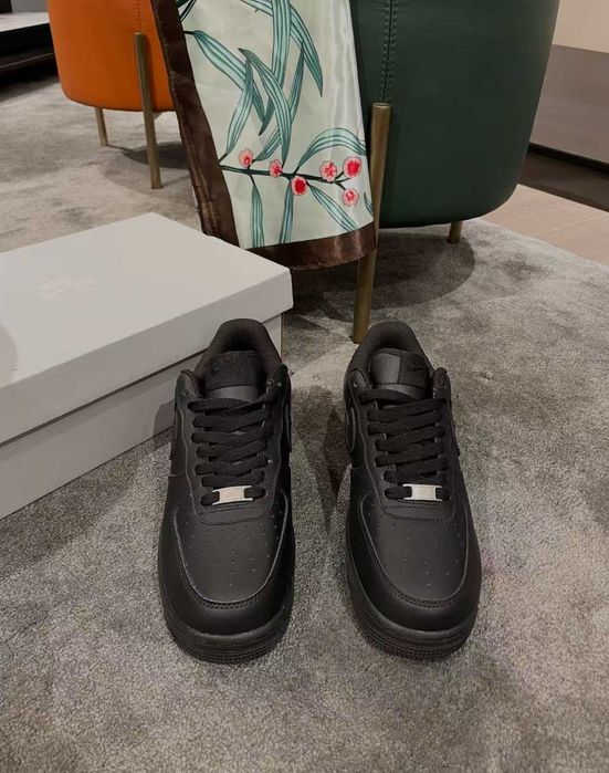 Nike_Air_Force_1_Czarny 38