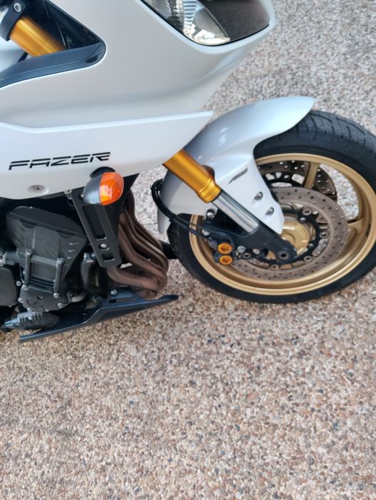 Yamaha fz8 impecável