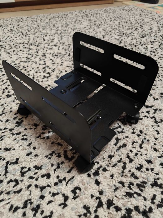 Suporte ajustável de chão para desktop metal preto
