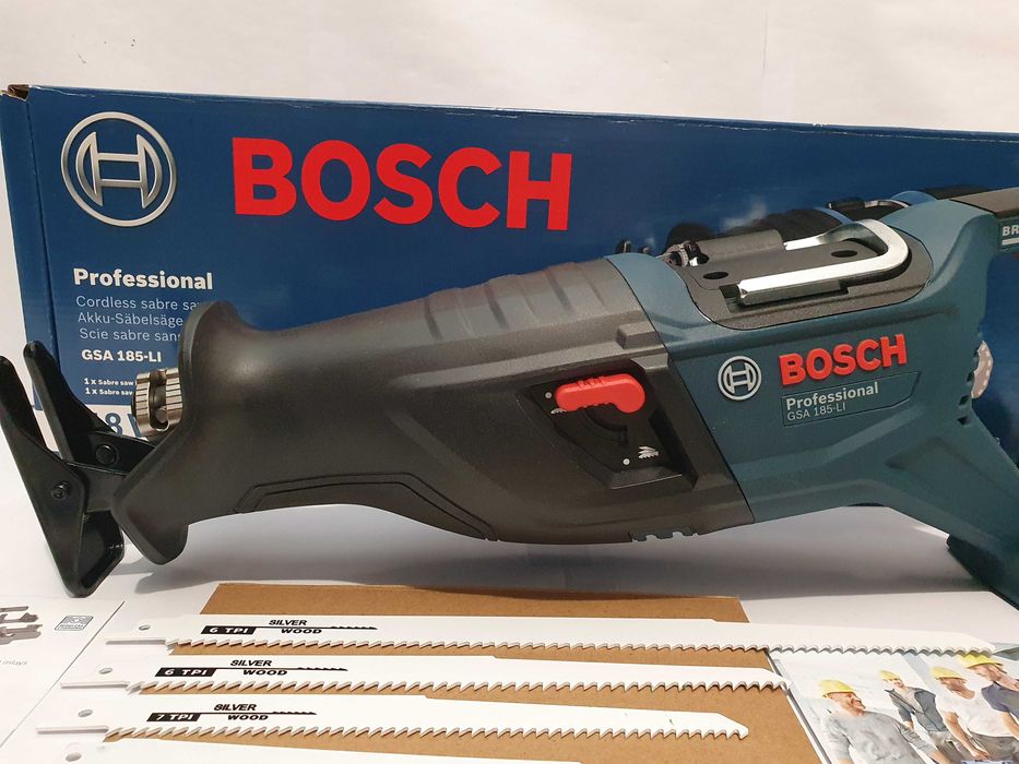 Pila szablasta BOSCH GSA 185 li +noze 8szt pilarka bez aku 18v