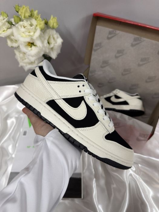 Жіночі кросівки Nike Dunk Low Embossed Baroque Pack найк данк чорні