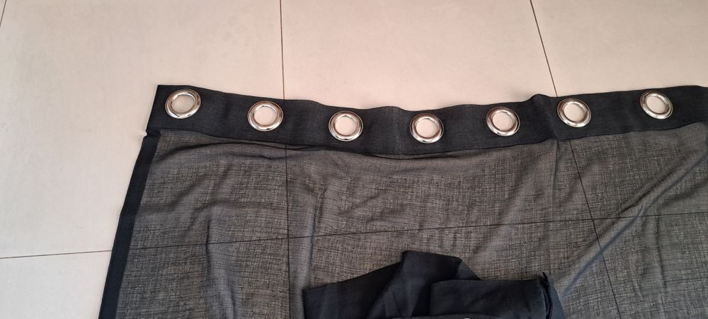 Cortinas com argolas incorporadas