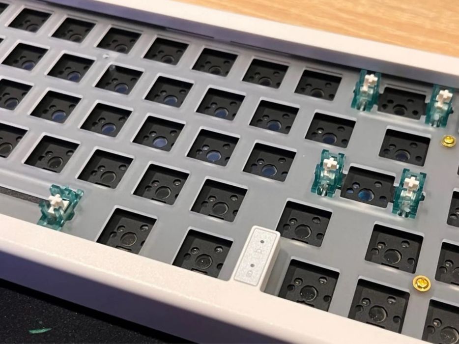 Teclado mecanico Zuoya Novo