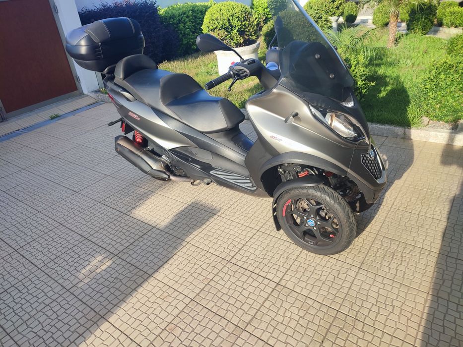 Moto Piaggio MP3 500