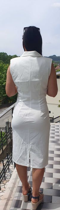 Vestido justo Rinascimento