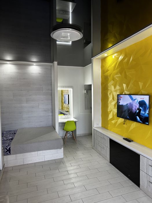 Центр #3 Yellow Wall apartment . Центр Новострой, с бомбоубежищем