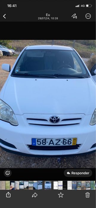 Carro toyota corola comercial