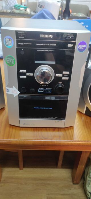 Aparelhagem HI-FI Philips Mod. FWM185/12 (RÁDIO, CD, MP3, USB)