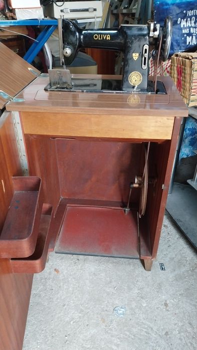 Maquina de costura Oliva