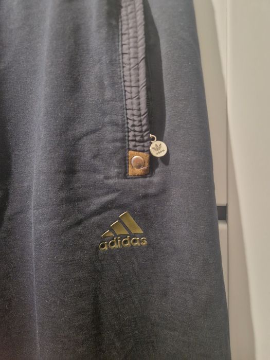 Dresy Adidas S szeroka nogawka