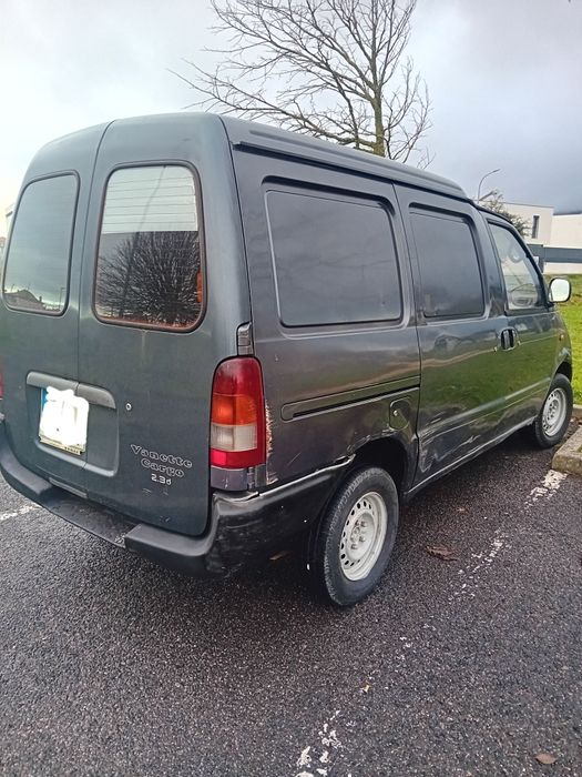 Nissan vanette ld23