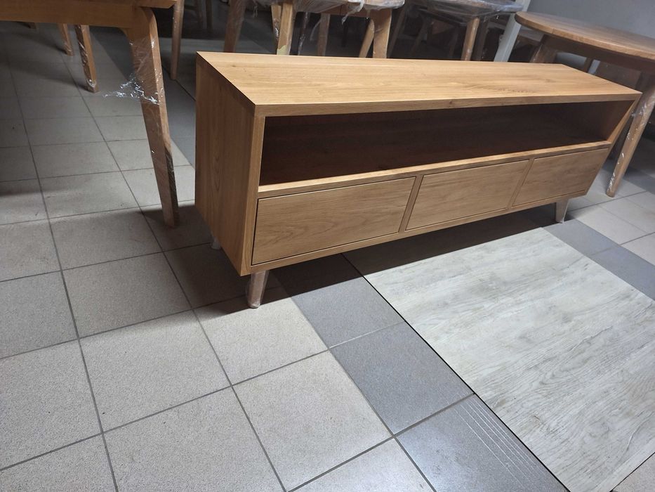 Komoda Szafka RTV dębowa lite drewno ( na magazynie )