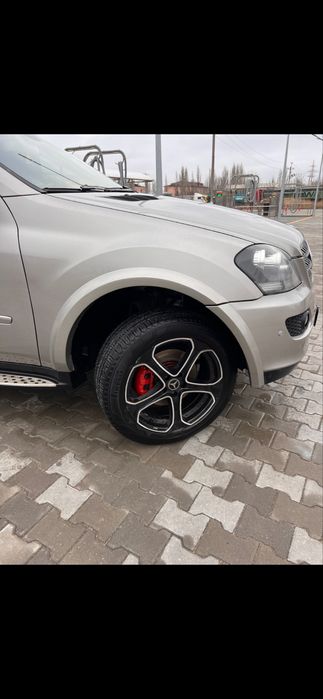Mercedes -Benz M-Class (W164) 2007 рік