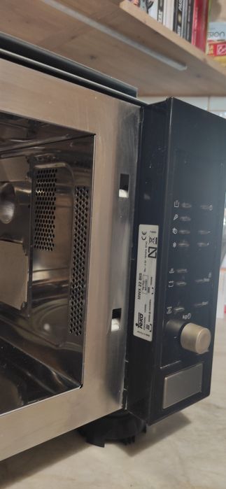 Kuchenka mikrofalowa TEKA z grillem do zabudowy