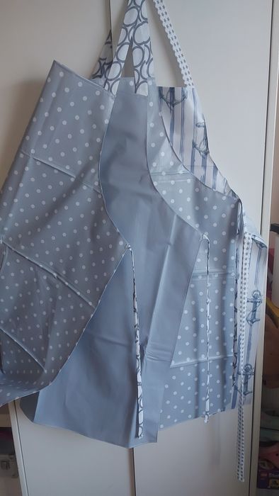 Fartuch kuchenny nieprzemakalny z tworzywa PCV