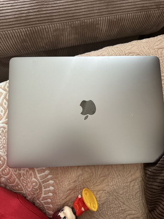 Macbook pro 2017 256гб