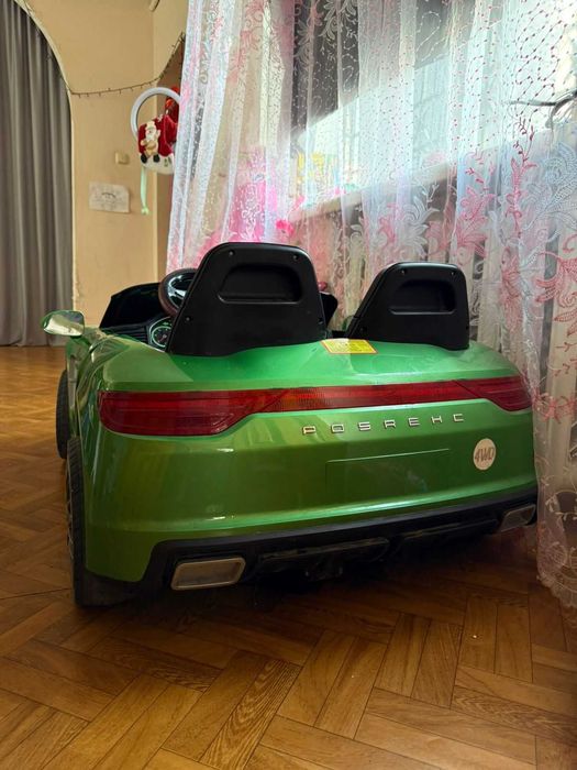 Електромобіль дитячий Porsche Boxster  (2 мотори 35W, акумулятор 12V7Ah, МР3, USB, пульт керування)  б.у ТОРГ !