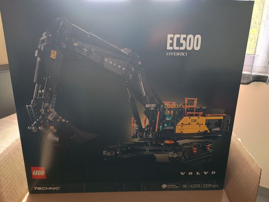 LEGO Technic Excavator Volvo EC500 Hybrid