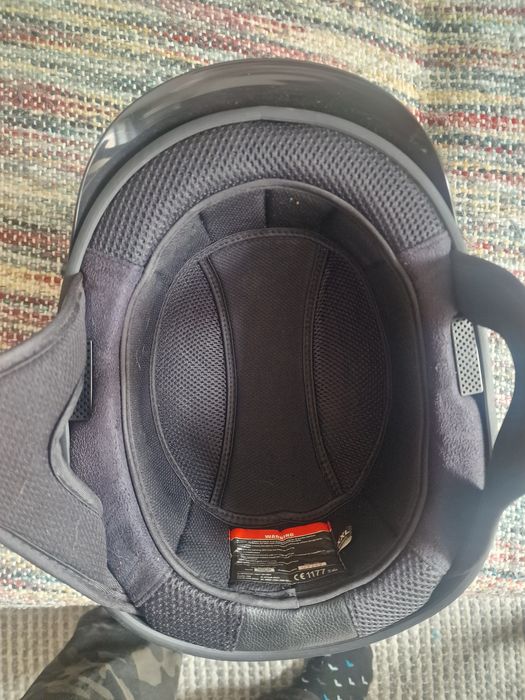 Kask SENA i Kask SCORPION obydwa z Interkomem, rękawice