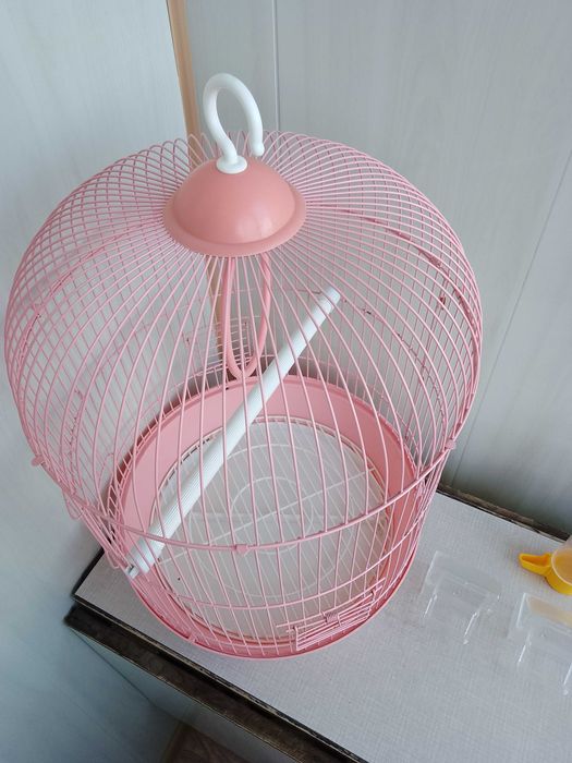 клетка для канареек попугаев мелких птиц  50х30см с принадлежностями