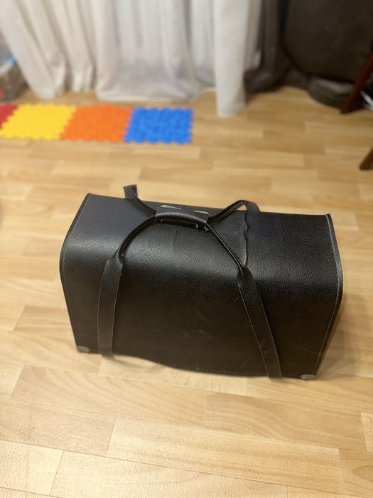 Швейна машинка / електрична швейна машина