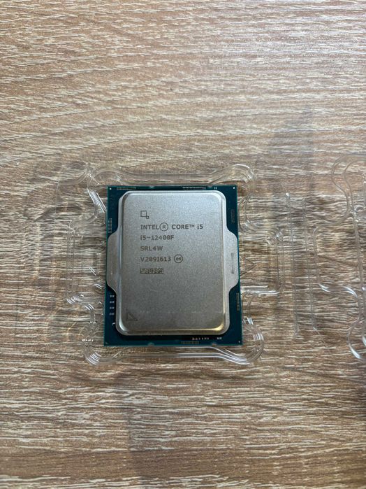 Intel Core i5 12400f, oryginalne chłodzenie, oryginalne pudełko