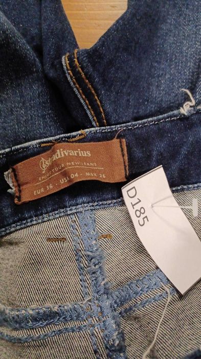 D/185 Spodnie jeans  damskie Stradivarius  r. 36