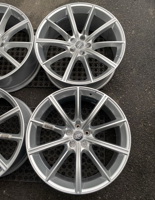 Диски Audi R21 A6 Q5 RS6 S6 Etron оригінальні 4K0601025AA