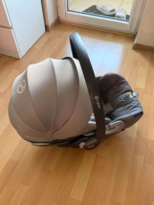 Fotelik/nosidelko Cybex cloud Z