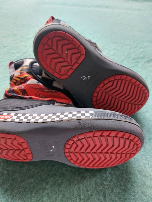 Чобітки дитячі crocs cars disney