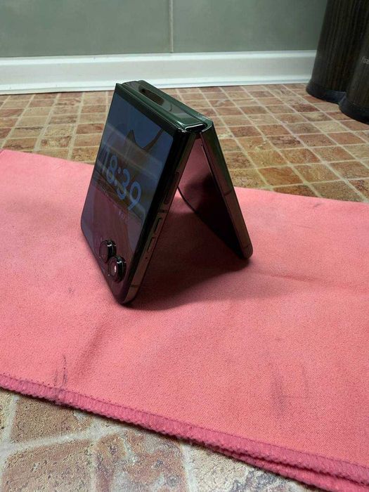 Motorola RAZR 50 ULTRA 12/256