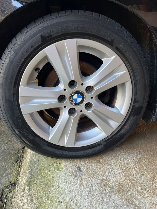 BMW série 116i Gasolina