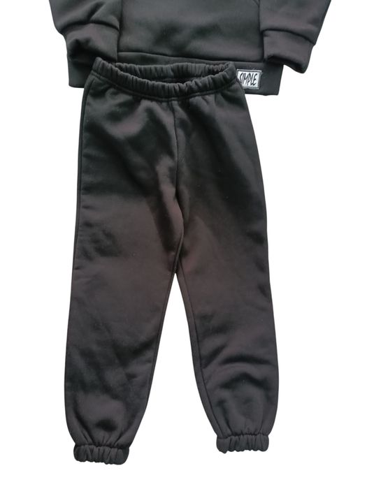 Дитячий чорний спортивний костюм з начосом р. 122 кофта нова