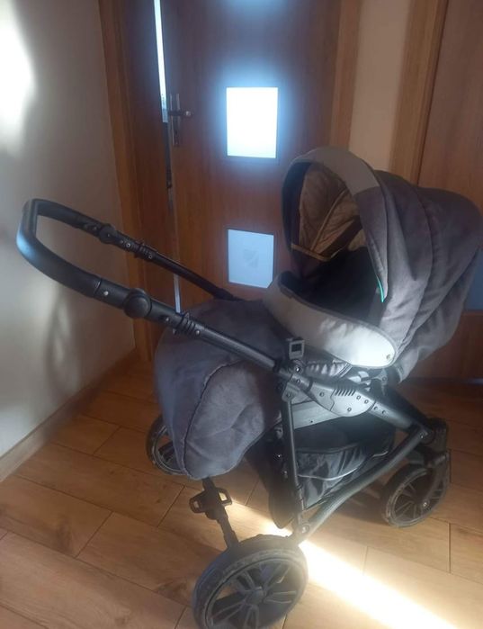 Sprzedam Wózek 3 w 1