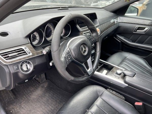 Para peças MERCEDES-BENZ Classe E (W212)