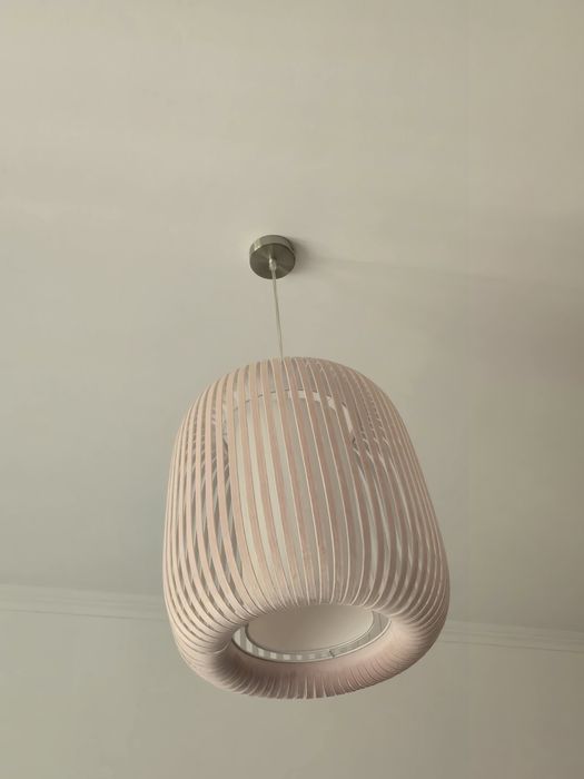 Candeeiro quarto rosa