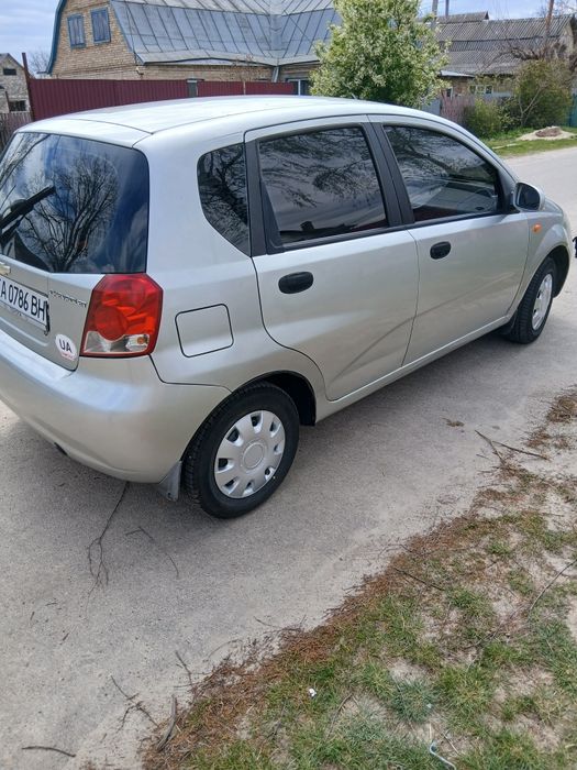 Продам шевроле авео хечбек 2005