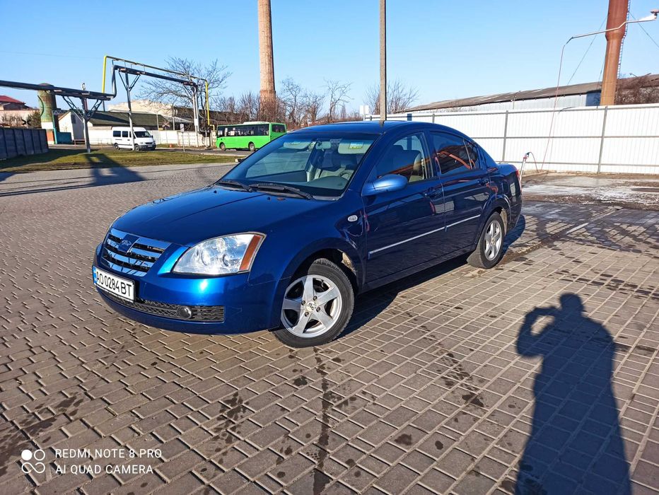 Чері Елара продам