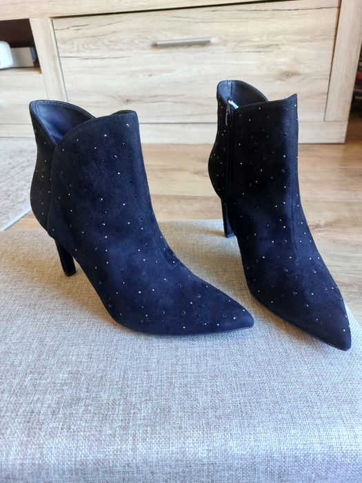 Botki na szpilce  Geox  D Faviola  r.40 (26cm)