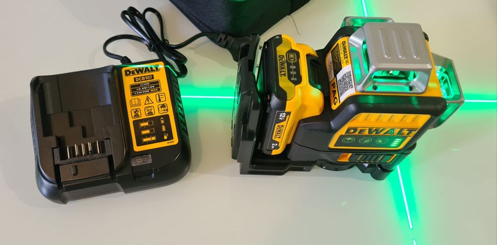 Nivel Laser Dewalt completo com bateria e carregador