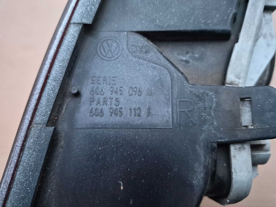 Lampa prawa prawy tył tylna VW POLO IV 4 9N LIFT 05- 2005- 6Q6