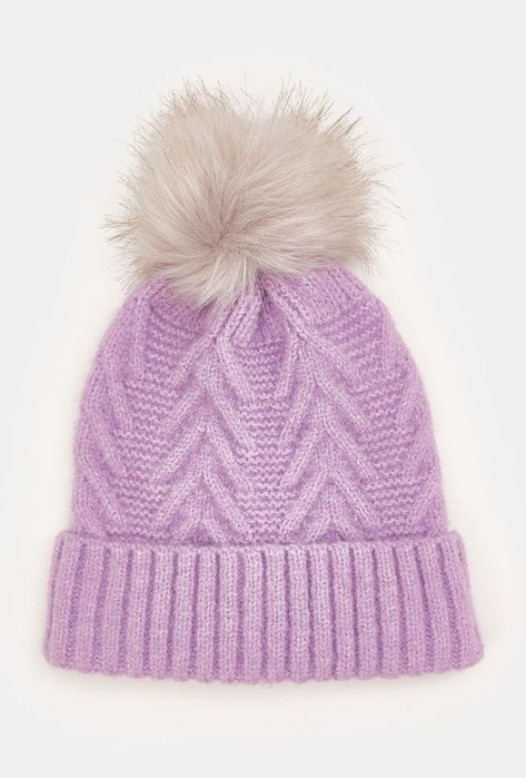 Czapka z pomponem