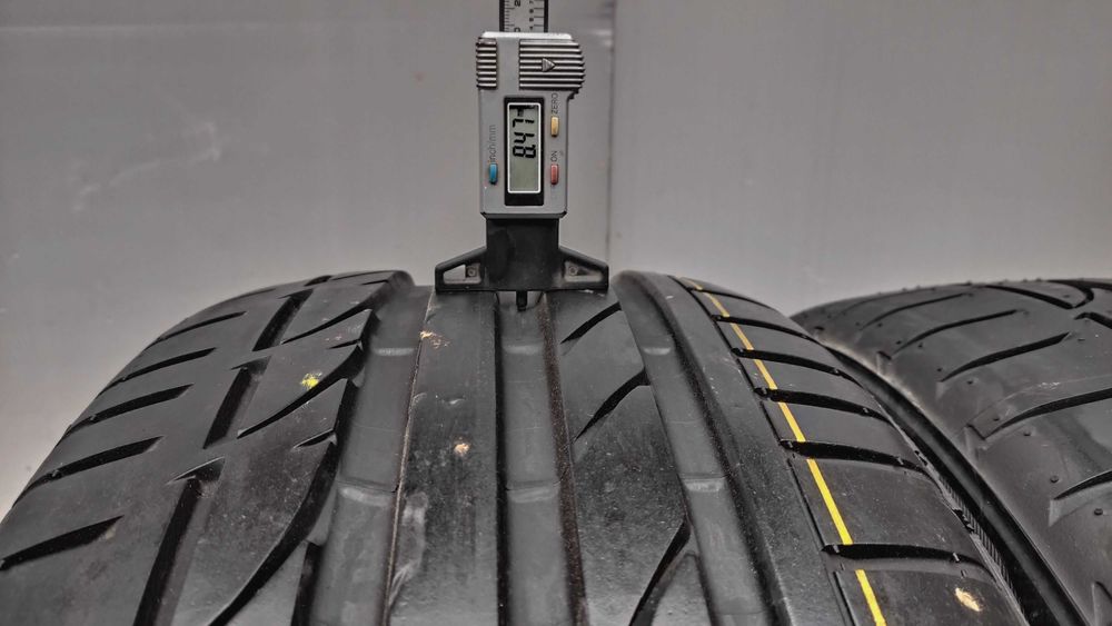 шини 255/40R19.   Bridgestone . 99%