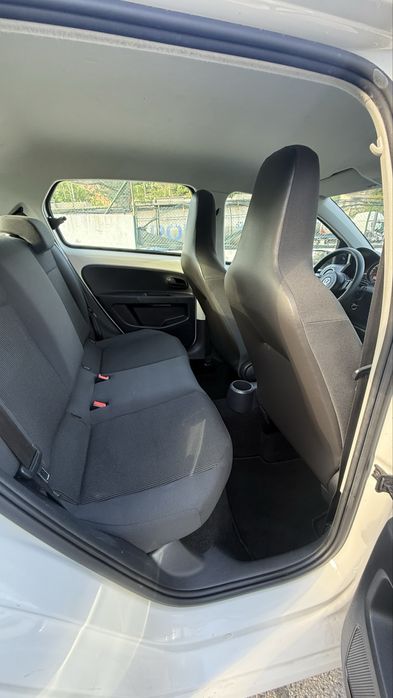 Volkswagen UP 1.0 Move 2014 GPS