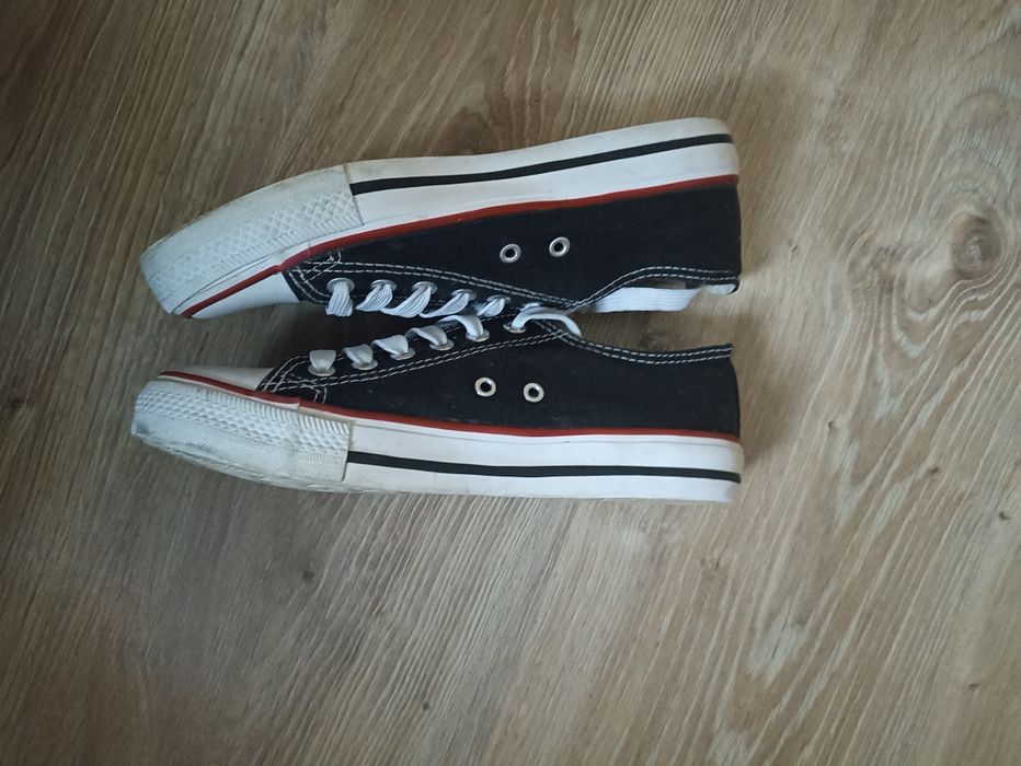 Trampki rozmiar 37