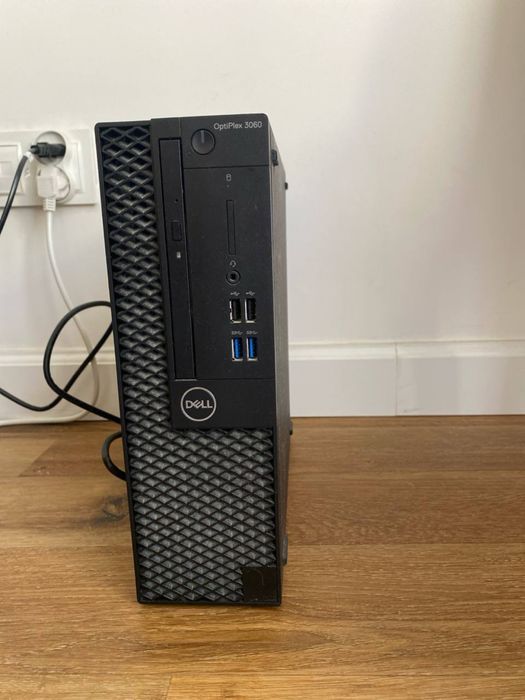 Komputer stacjonarny Dell OptiPlex 3060 SFF (i5-8500 / 8GB / 256GB SSD)